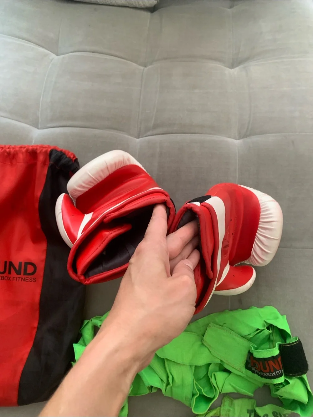 9Round White Red Boxing Gloves